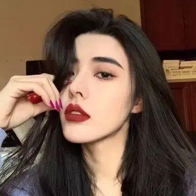 饥荒年我囤货养了个古代男友